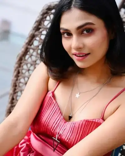 Escort Service Lokhandwala